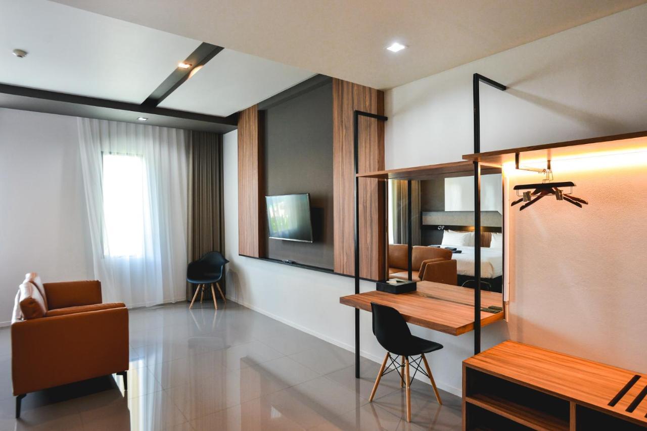 9D Sport Hotel Udon Thani Exterior photo